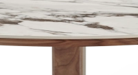 Table salle à manger ronde en noyer et céramique 4 à 6 personnes avec bois teinte naturelle et plateau céramique effet marbre blanc 110x110 Table salle à manger ronde en noyer et céramique 4 à 6 personnes avec bois teinte naturelle et plateau céramique effet marbre blanc 110x110