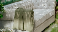 Canapé chesterfield tissu 3 places beige chiné Canapé chesterfield tissu 3 places beige chiné