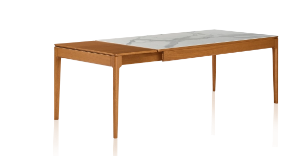 Extendable table for 8 to 14 people in oak and ceramic with wooden extensions with cherry-stained wood and white marble-effect ceramic top 210x100 cm