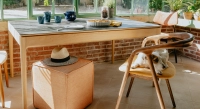 Table extensible en chêne et céramique 6 à 10 personnes allonges céramique avec bois teinte naturelle et plateau et allonges céramique effet ardoise 140x90 cm Table extensible en chêne et céramique 6 à 10 personnes allonges céramique avec bois teinte naturelle et plateau et allonges céramique effet ardoise 140x90 cm