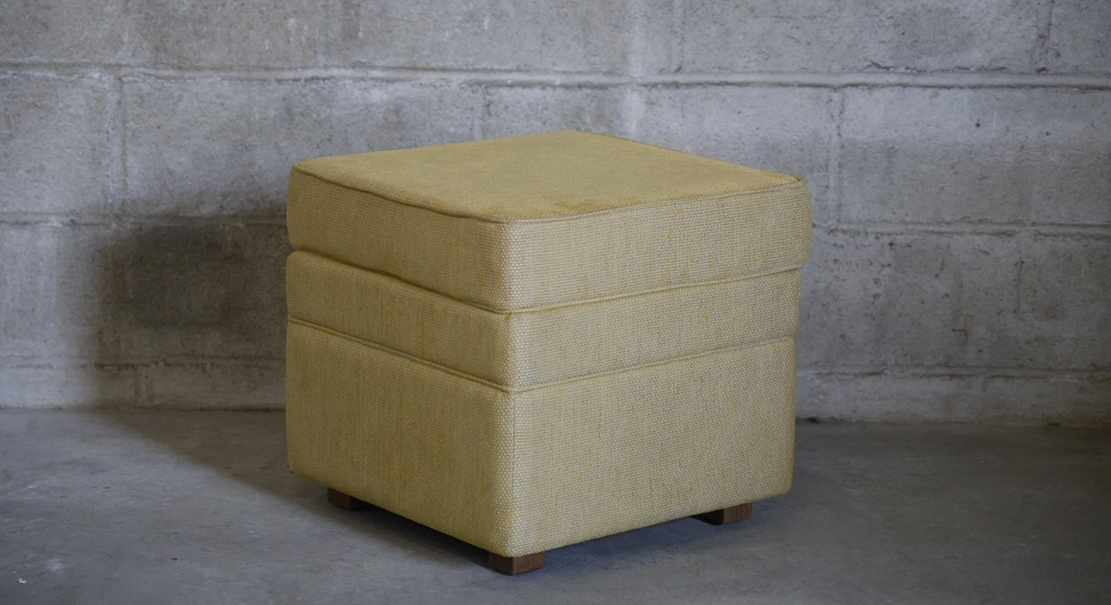 Terracotta velvet fabric pouf
