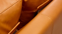 Canapé design 2,5 places cuir caramel Canapé design 2,5 places cuir caramel