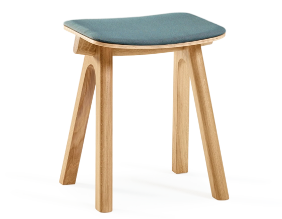Tabouret en chêne tapissé H45 cm bois teinte naturelle assise tissu bleu océan