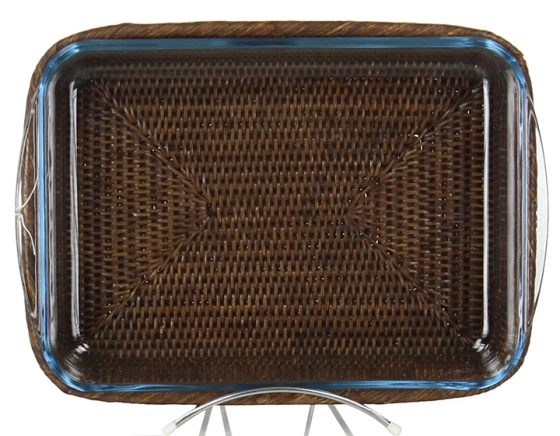 Rectangular Pyrex dish with brown rattan stand