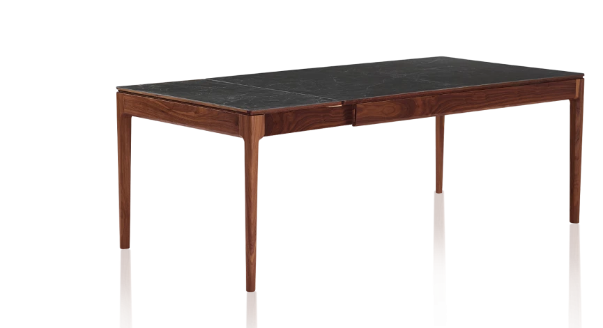 Table extensible en noyer et céramique allonges céramique avec bois teinte naturelle et plateau et allonges céramique effet ardoise 140x90 cm