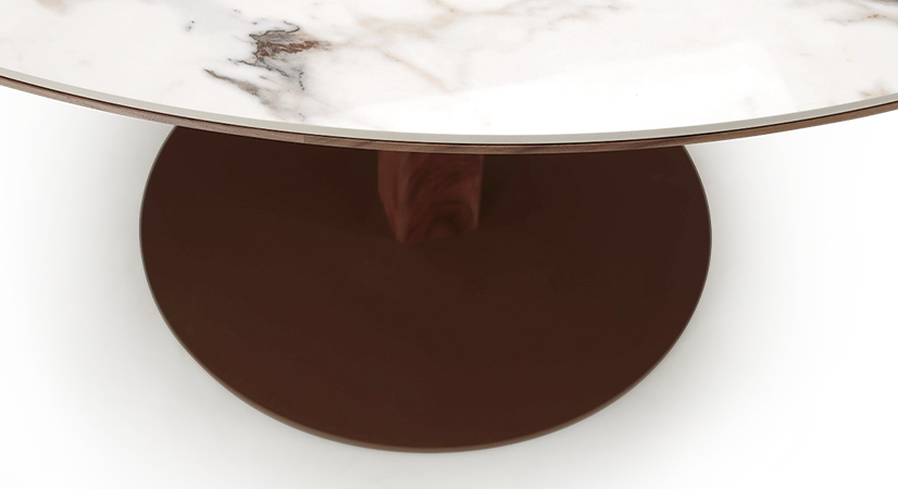 Round walnut and ceramic dining table for 6 people with a natural wood finish and a white marble-effect ceramic top. 120x120 Round walnut and ceramic dining table for 6 people with a natural wood finish and a white marble-effect ceramic top. 120x120