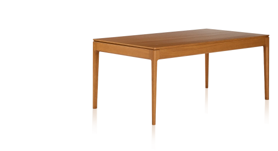 Extendable oak table for 6 to 10 people with cherry-stained wood top and extensions 140x90 cm