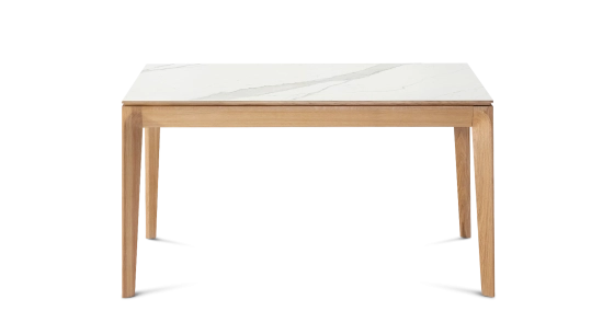 Table extensible en chêne et céramique 6 à 10 personnes allonges céramique avec bois teinte naturelle et plateau et allonges céramique effet marbre blanc 140x90 cm