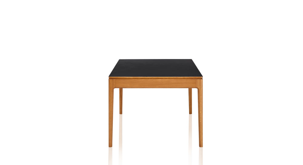 Table extensible en chêne et céramique 6 à 10 personnes allonges céramique avec bois teinte merisier et plateau et allonges céramique noire unie 140x90 cm Table extensible en chêne et céramique 6 à 10 personnes allonges céramique avec bois teinte merisier et plateau et allonges céramique noire unie 140x90 cm