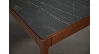 Table extensible 6 à 12 personnes en chêne et céramique allonges bois avec bois teinte marron foncé et plateau céramique effet marbre noir 140x100 cm Table extensible 6 à 12 personnes en chêne et céramique allonges bois avec bois teinte marron foncé et plateau céramique effet marbre noir 140x100 cm