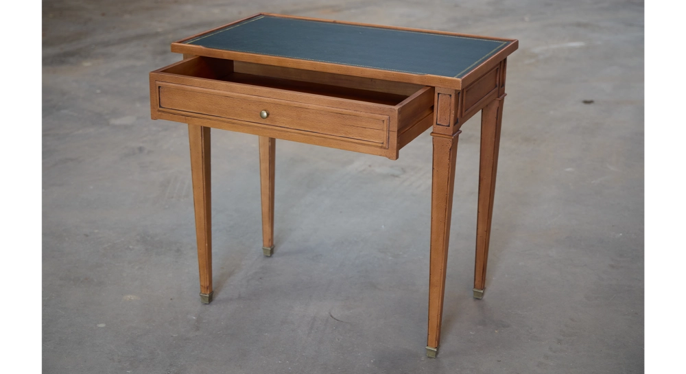 Bureau ancien style directoire plateau cuir vert L80 cm Bureau ancien style directoire plateau cuir vert L80 cm