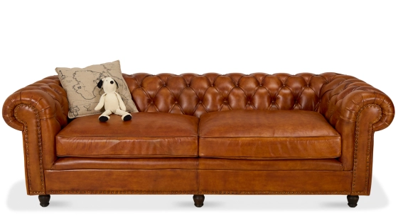 Canapé Chesterfield cuir 3 places marron clair accoudoirs cloutés