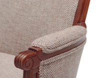 Fauteuil bergère mouluré style Louis XVI bois teinte ancienne et tissu orange Fauteuil bergère mouluré style Louis XVI bois teinte ancienne et tissu orange