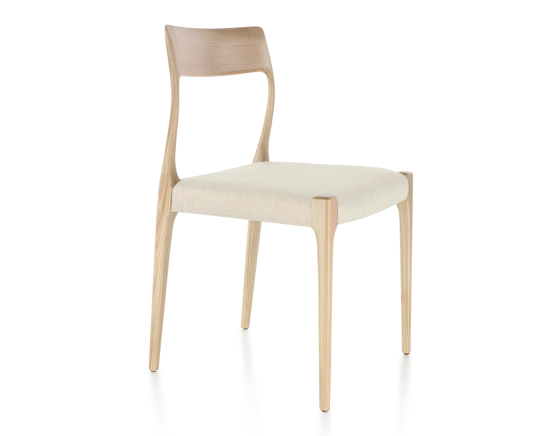 Chaise scandinave bois teinte naturelle assise tissu chevron beige