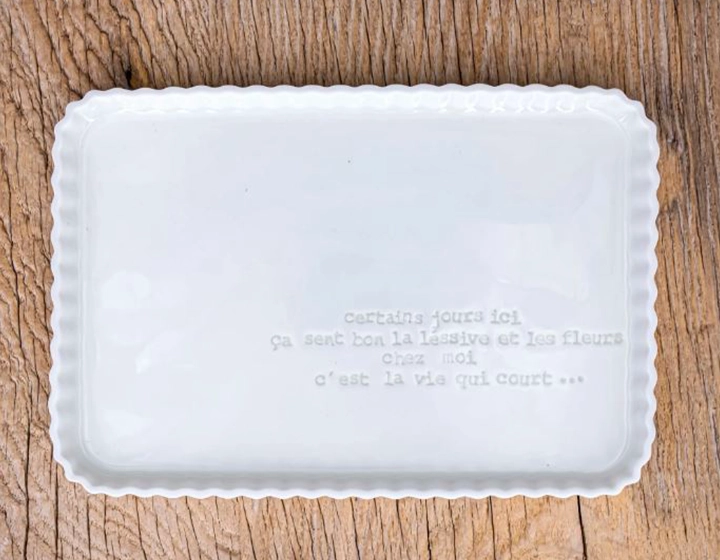 Plat rectangulaire avec message GM Plat rectangulaire avec message GM