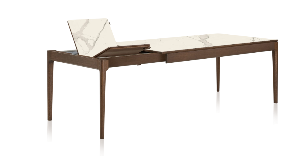 Table extensible 8 à 12 personnes en chêne et céramique allonges céramique avec bois teinte marron foncé et plateau et allonges céramique effet marbre blanc 180x100 cm