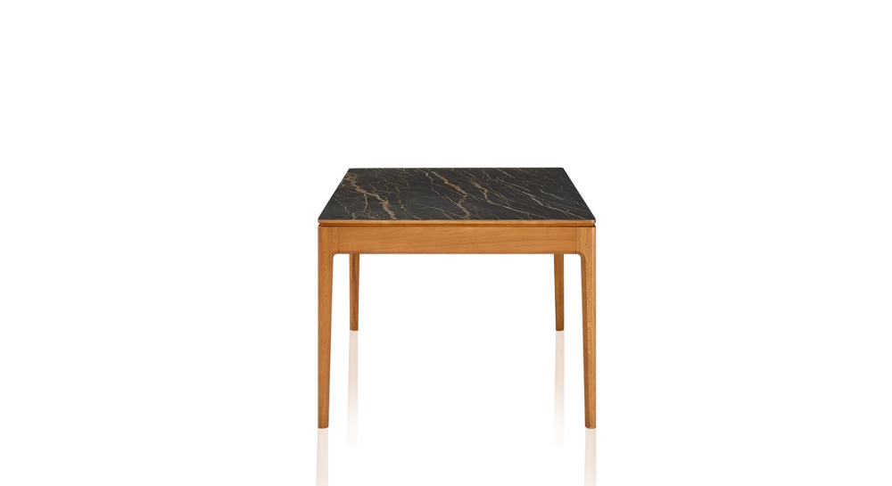 Table extensible 8 à 12 personnes en chêne et céramique allonges céramique avec bois teinte merisier et plateau et allonges céramique effet marbre noir 180x100 cm