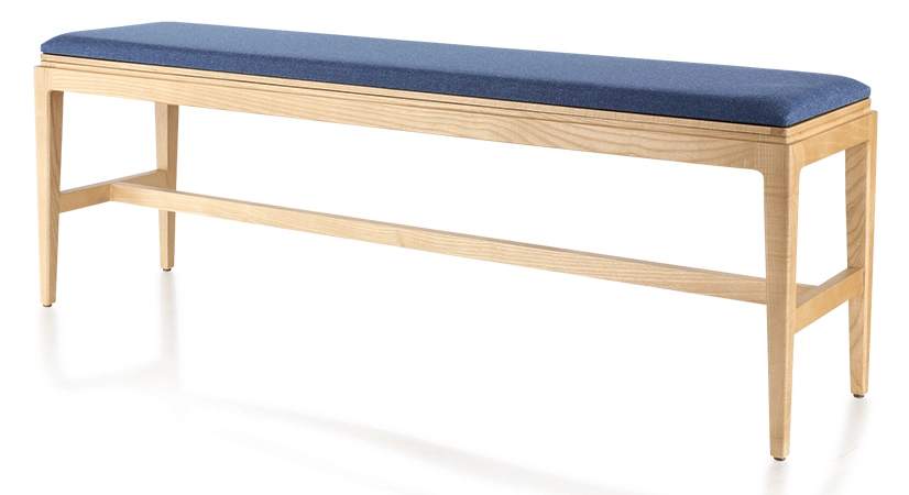 Banc design bois teinte naturelle assise tissu bleu marine L120 cm Banc design bois teinte naturelle assise tissu bleu marine L120 cm