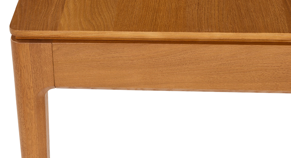 Table salle à manger en chêne 6 personnes teinte merisier plateau bois 140x100 cm Table salle à manger en chêne 6 personnes teinte merisier plateau bois 140x100 cm