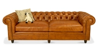 Canapé Chesterfield cuir 3 places cognac accoudoirs cloutés Canapé Chesterfield cuir 3 places cognac accoudoirs cloutés