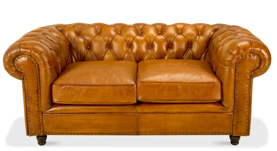 Canapé Chesterfield cuir 2 places cognac accoudoirs cloutés