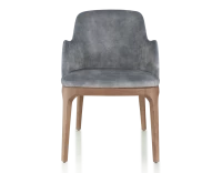 Chaise design avec accoudoirs bois teinte noyer et tissu velours gris