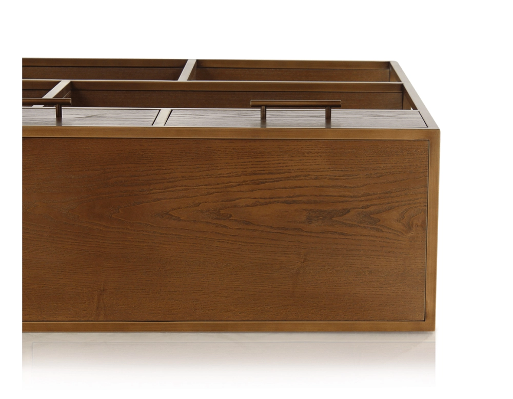 Console design frêne teinte marron foncé et métal patine laiton Console design frêne teinte marron foncé et métal patine laiton