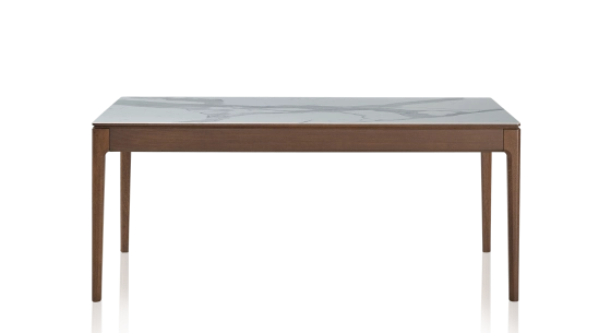 Table salle à manger en chêne et céramique 8 personnes avec bois teinte marron foncé et plateau céramique effet marbre blanc 210x100 cm