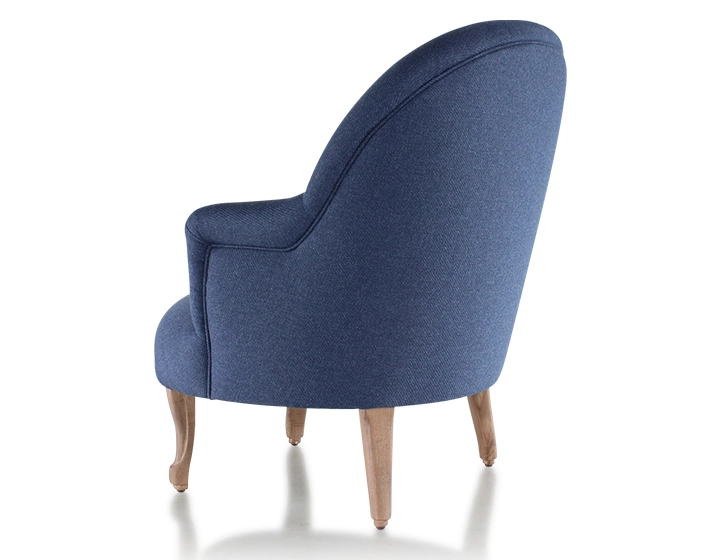 Fauteuil crapaud avec accoudoirs pieds bois teinte noyer et tissu bleu marine Fauteuil crapaud avec accoudoirs pieds bois teinte noyer et tissu bleu marine