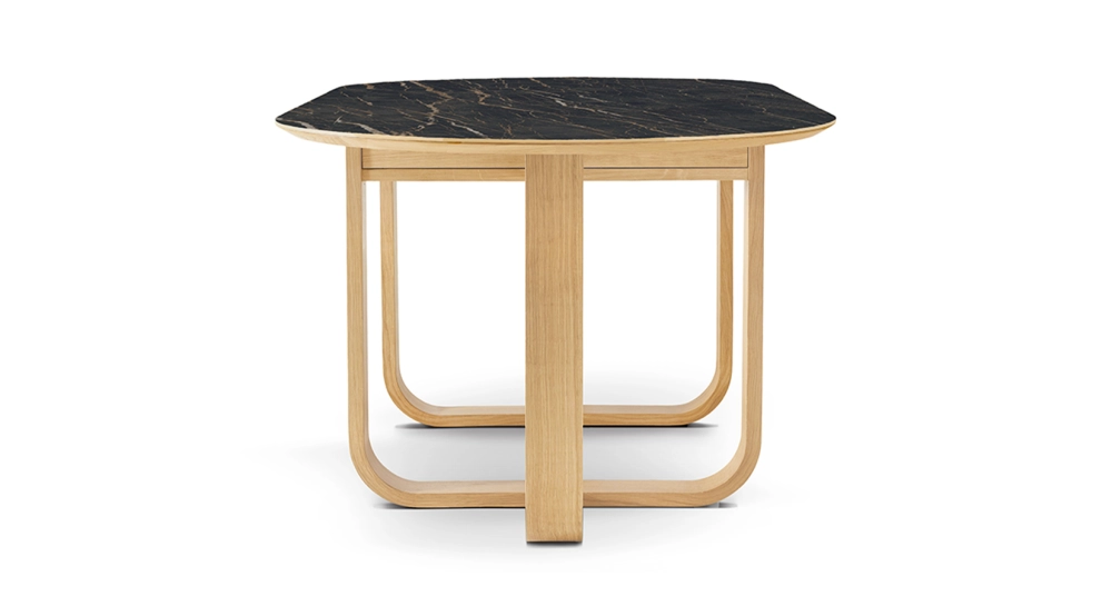 Table salle à manger en chêne et céramique 10 personnes avec bois teinte naturelle et plateau céramique effet marbre noir 250x100 cm Table salle à manger en chêne et céramique 10 personnes avec bois teinte naturelle et plateau céramique effet marbre noir 250x100 cm