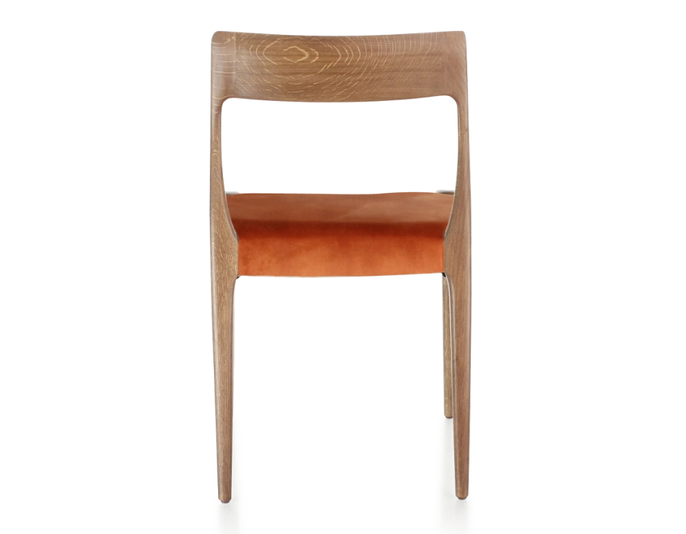 Scandinavian chair walnut-stained wood, terracotta velvet seat Scandinavian chair walnut-stained wood, terracotta velvet seat