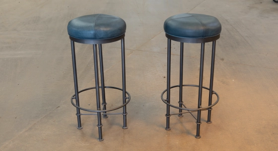 Set of 2 vintage leather bar stools blue