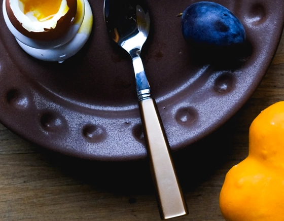 24 piece caramel dinner set