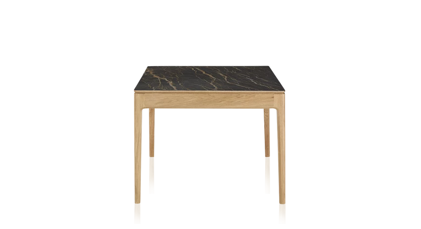 Table extensible en chêne et céramique 6 à 10 personnes allonges céramique avec bois teinte naturelle et plateau et allonges céramique effet marbre noir 140x90 cm