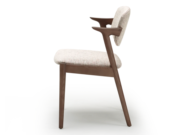 Chaise scandinave bois teinte noyer assise tissu fusion