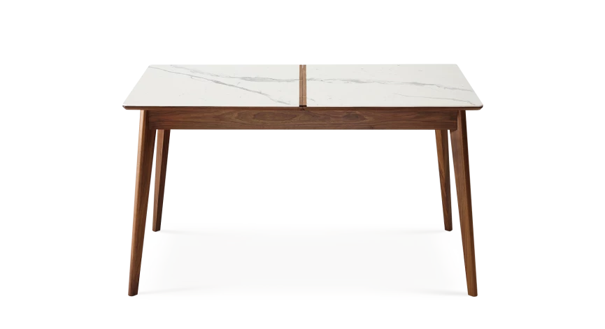 Table salle à manger en noyer et céramique avec bois teinte naturelle et plateau céramique effet marbre blanc 140x90 cm