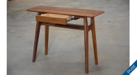 Console fixe en noyer teinte naturelle 100x40 cm Console fixe en noyer teinte naturelle 100x40 cm