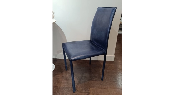 Chaise vintage cuir bleu marine