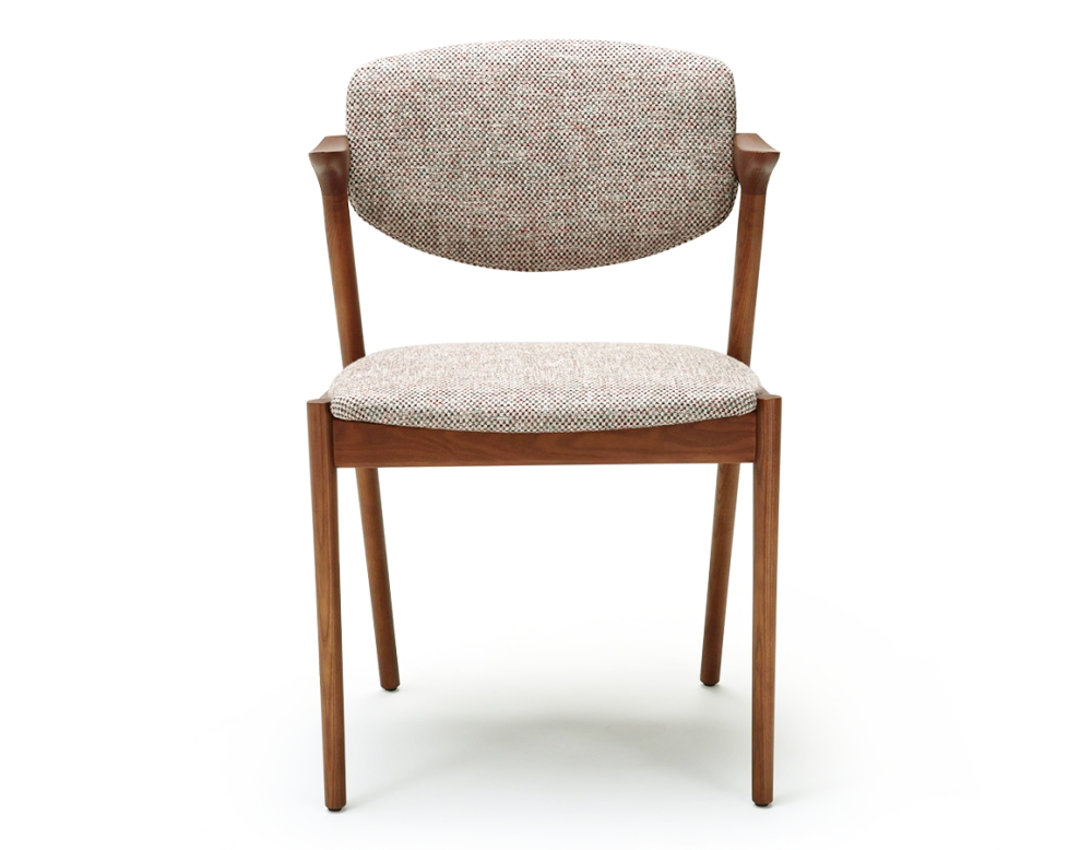 Chaise scandinave bois teinte merisier assise tissu fusion Chaise scandinave bois teinte merisier assise tissu fusion