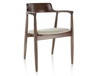 Chaise scandinave bois teinte marron foncé assise tissu chevron beige Chaise scandinave bois teinte marron foncé assise tissu chevron beige