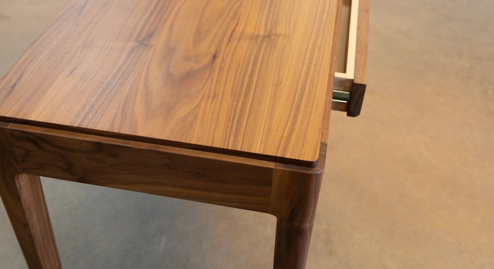 Walnut design desk natural finish l100 cm