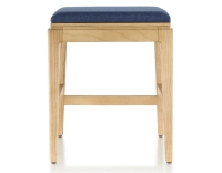 Tabouret design H45 cm bois teinte naturelle assise tissu bleu marine Tabouret design H45 cm bois teinte naturelle assise tissu bleu marine