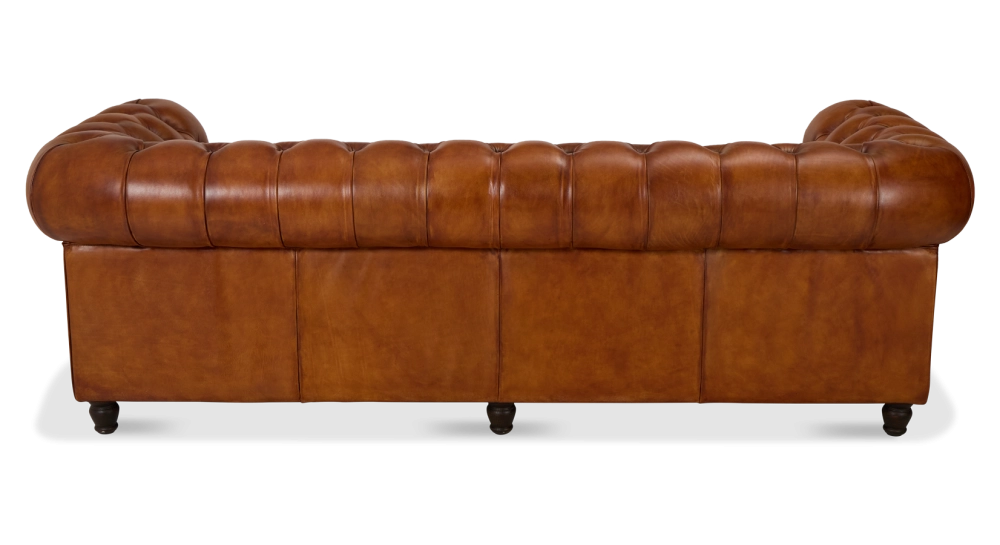 Canapé Chesterfield cuir 3 places marron clair accoudoirs cloutés Canapé Chesterfield cuir 3 places marron clair accoudoirs cloutés
