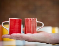 Tasse à café en céramique striée rouge Tasse à café en céramique striée rouge