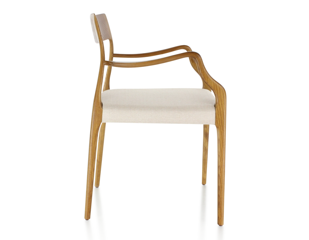 Scandinavian armchair with armrests cherry-stained wood, beige chevron fabric seat Scandinavian armchair with armrests cherry-stained wood, beige chevron fabric seat