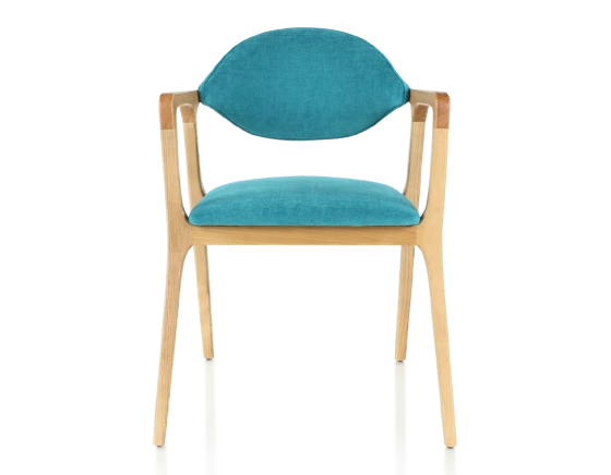Chaise design teinte naturelle et tissu bleu turquoise