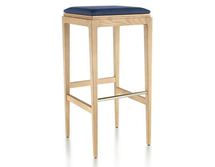 Tabouret de bar design H80 cm bois teinte naturelle assise tissu bleu marine Tabouret de bar design H80 cm bois teinte naturelle assise tissu bleu marine