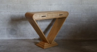 Consola art déco de dos cajones madera en tinte natural