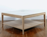 Square coffee table in oak and ceramic with shelf in natural stained wood, white marble effect ceramic top 100x100 cm Square coffee table in oak and ceramic with shelf in natural stained wood, white marble effect ceramic top 100x100 cm